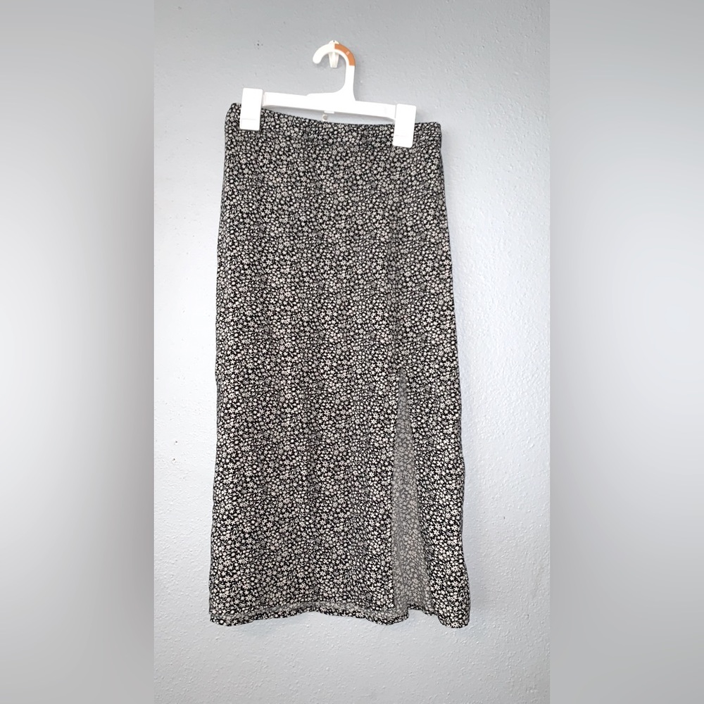 So gorgeous, very comfy, easy to pair with.